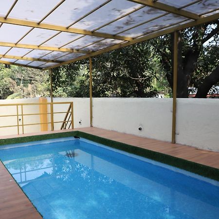 Hemharsh Holiday Home With Pool Karjat Eksteriør billede