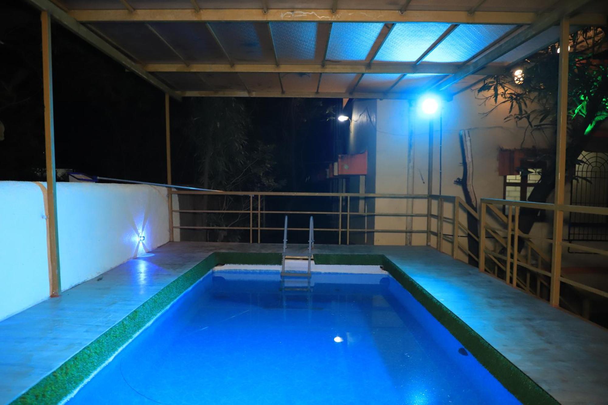 Hemharsh Holiday Home With Pool Karjat Eksteriør billede